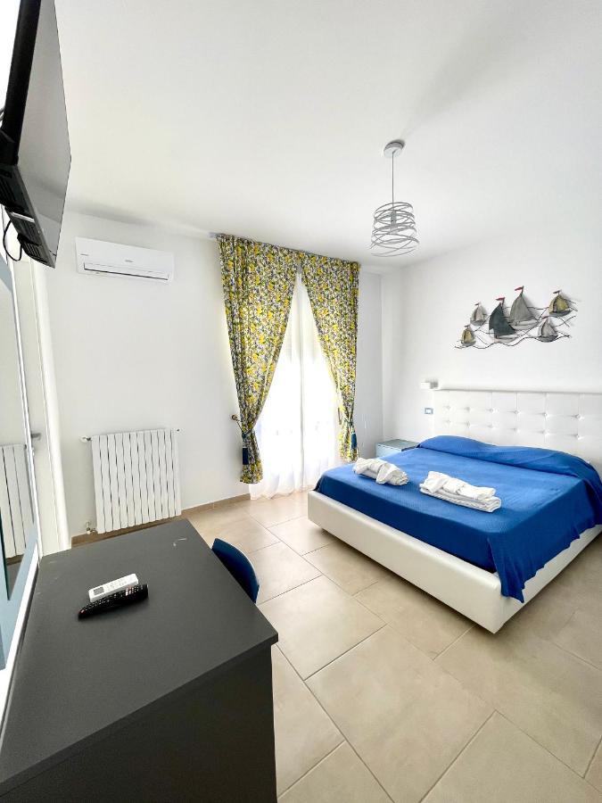 B&B Marconi Ricadi Bagian luar foto