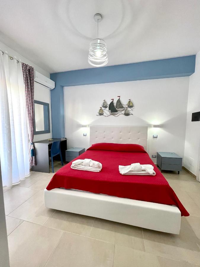 B&B Marconi Ricadi Bagian luar foto